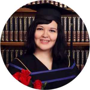 Sloane Geddes (BA, Asian Area Studies)